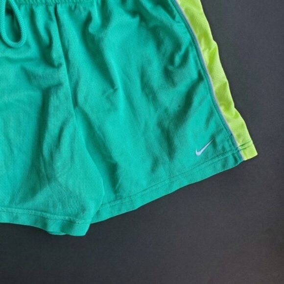 💍Nike green and yellow shorts - Picture 4 of 7